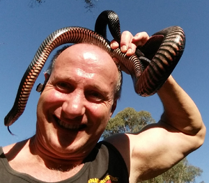 snake handler Raymond Hoser
